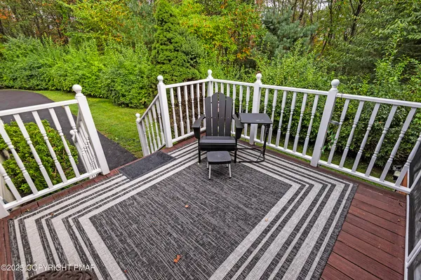 $615,900 | 218 Evergreen Court, Saylorsburg, PA 18353