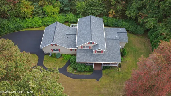 $615,900 | 218 Evergreen Court, Saylorsburg, PA 18353