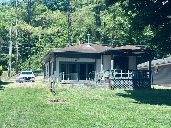$99,000 | 1500 South Riverview Road, Stockport, OH 43787