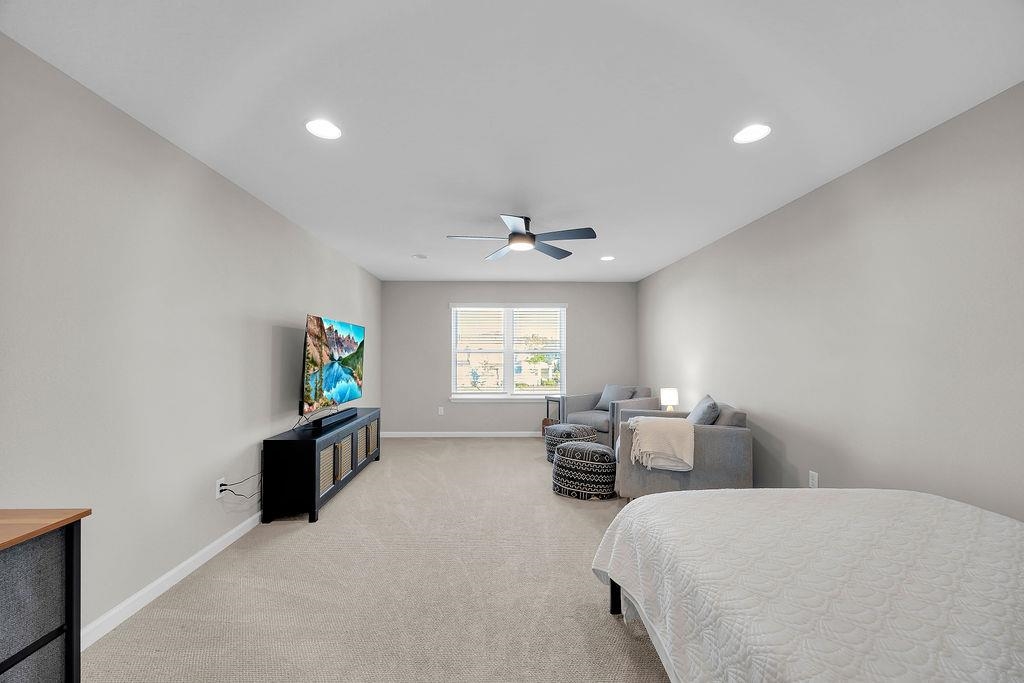 161 Goldcrest Way St. Augustine, FL 32092 - Photo 28 of 52 a bed room with bed and windows