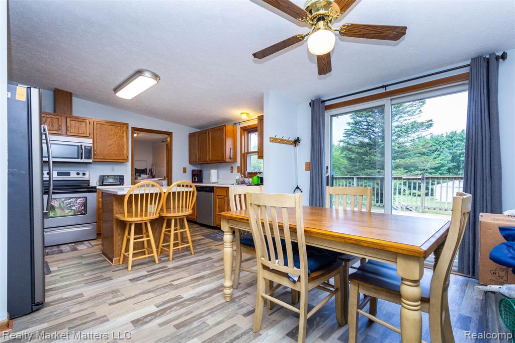 4951 Laur Road North Branch, MI 48461 - Photo 7 of 36