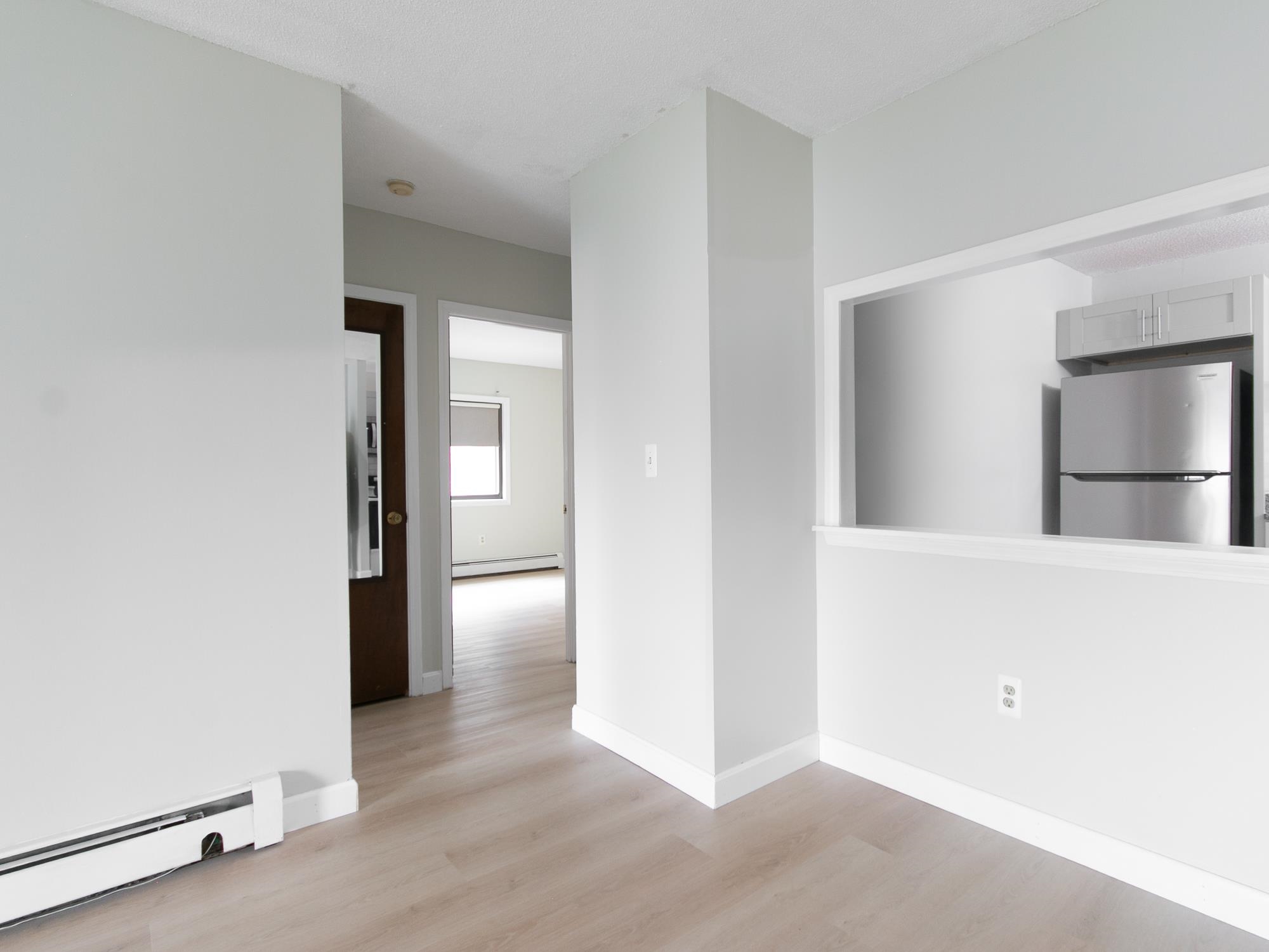 8 Strawberry Bank Road, Unit 11 Nashua, NH 03062 - Photo 5 of 17