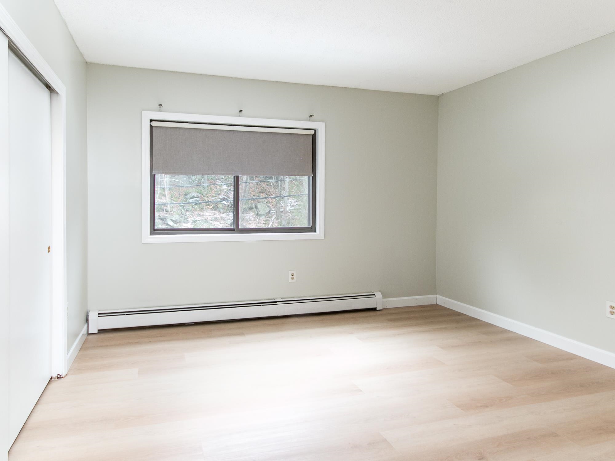 8 Strawberry Bank Road, Unit 11 Nashua, NH 03062 - Photo 7 of 17