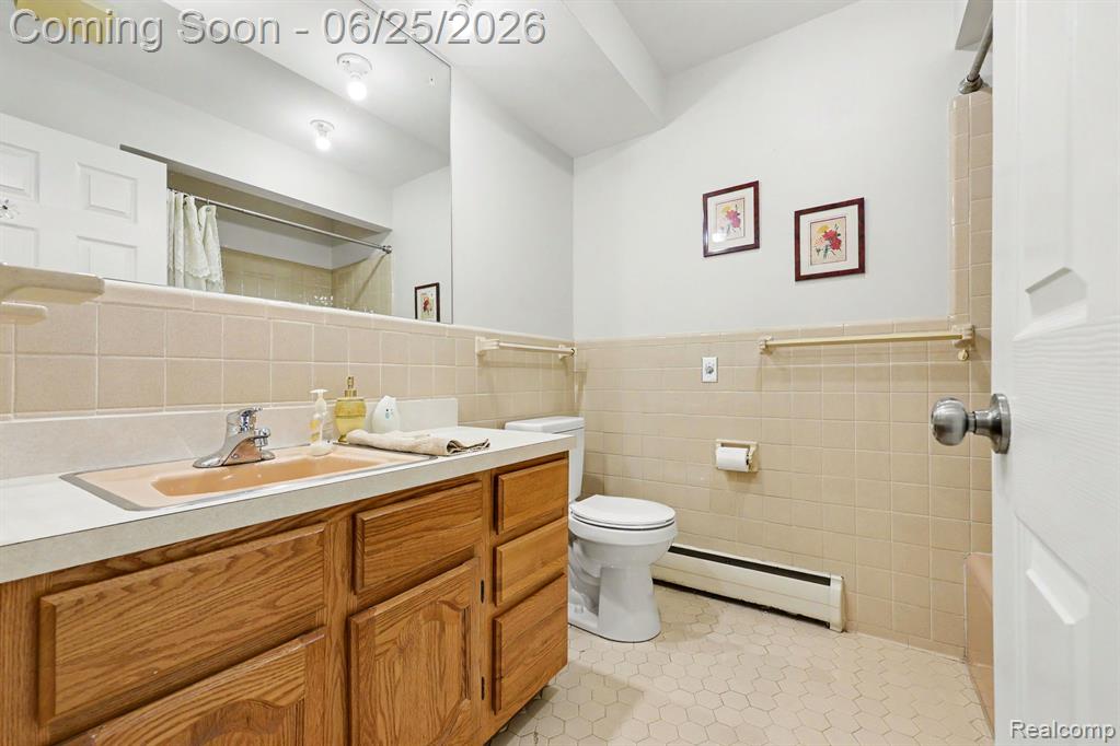 3750 Beach Road Troy, MI 48084 - Photo 19 of 27