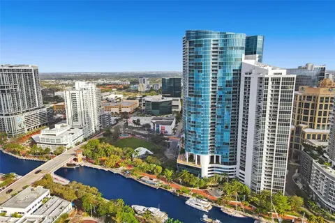 $1,295,000 | 333 Las Olas Way, Unit 1207, Fort Lauderdale, FL 33301