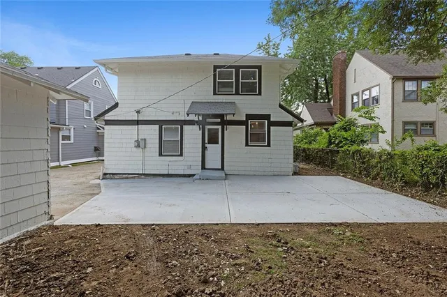 $475,000 | 5339 Rockhill Road, Kansas City, MO 64110