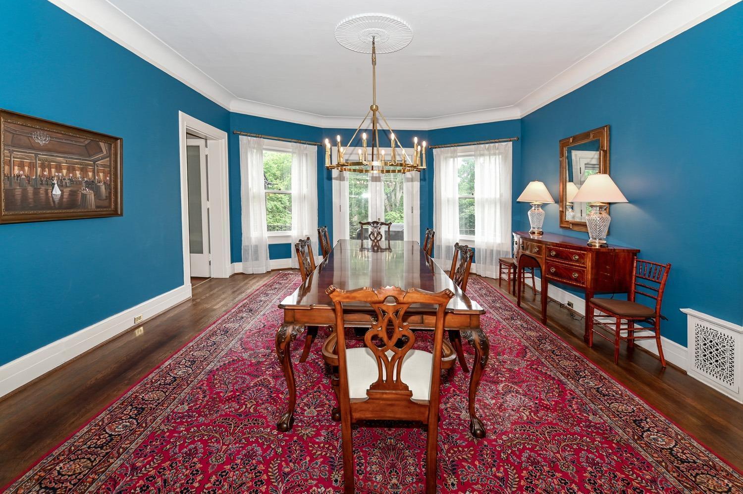 2461 Grandin Road Cincinnati, OH 45208 - Photo 17 of 48