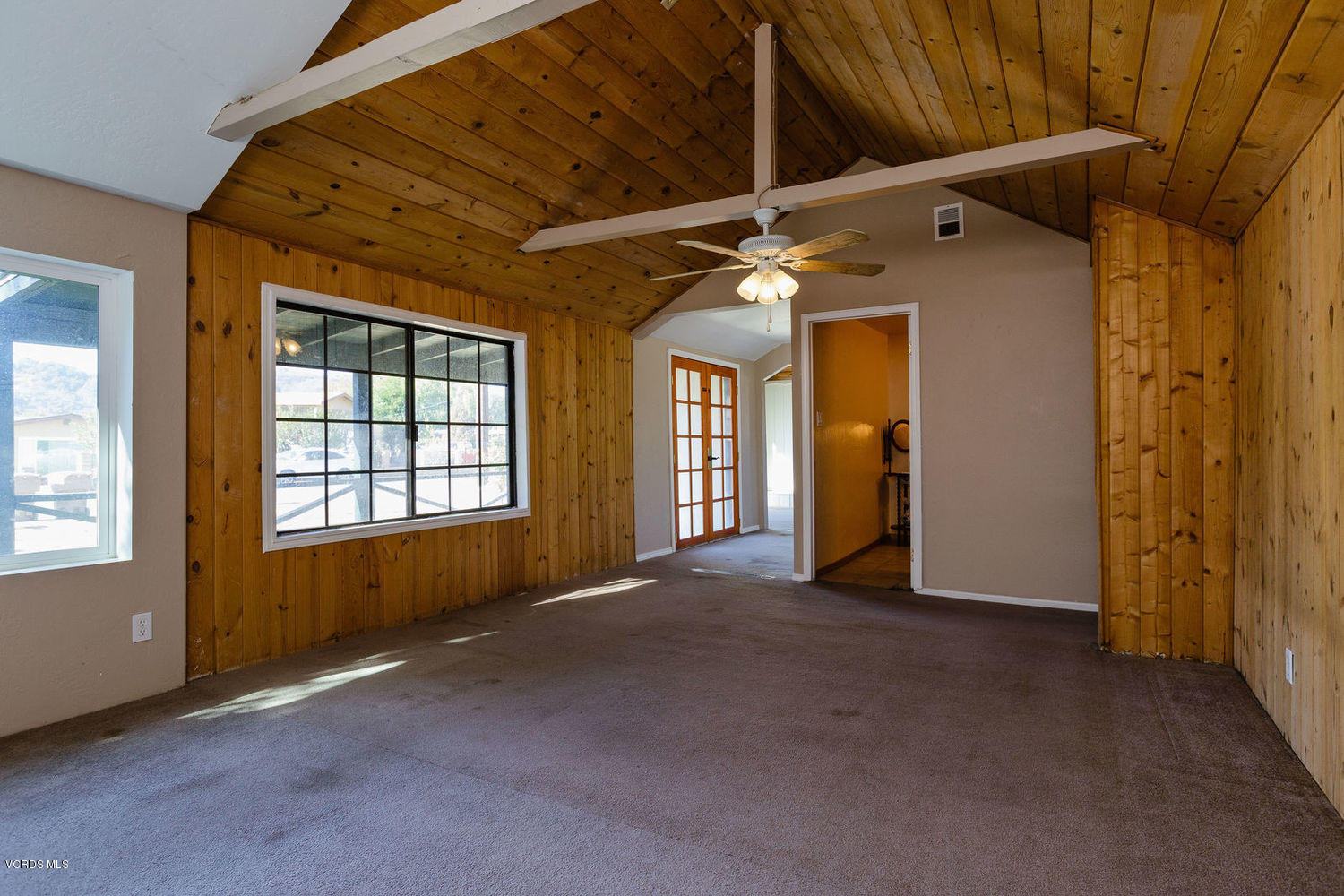 66 Chaparral Road Oak View, CA 93022 - Photo 11 of 49 003_3living_room