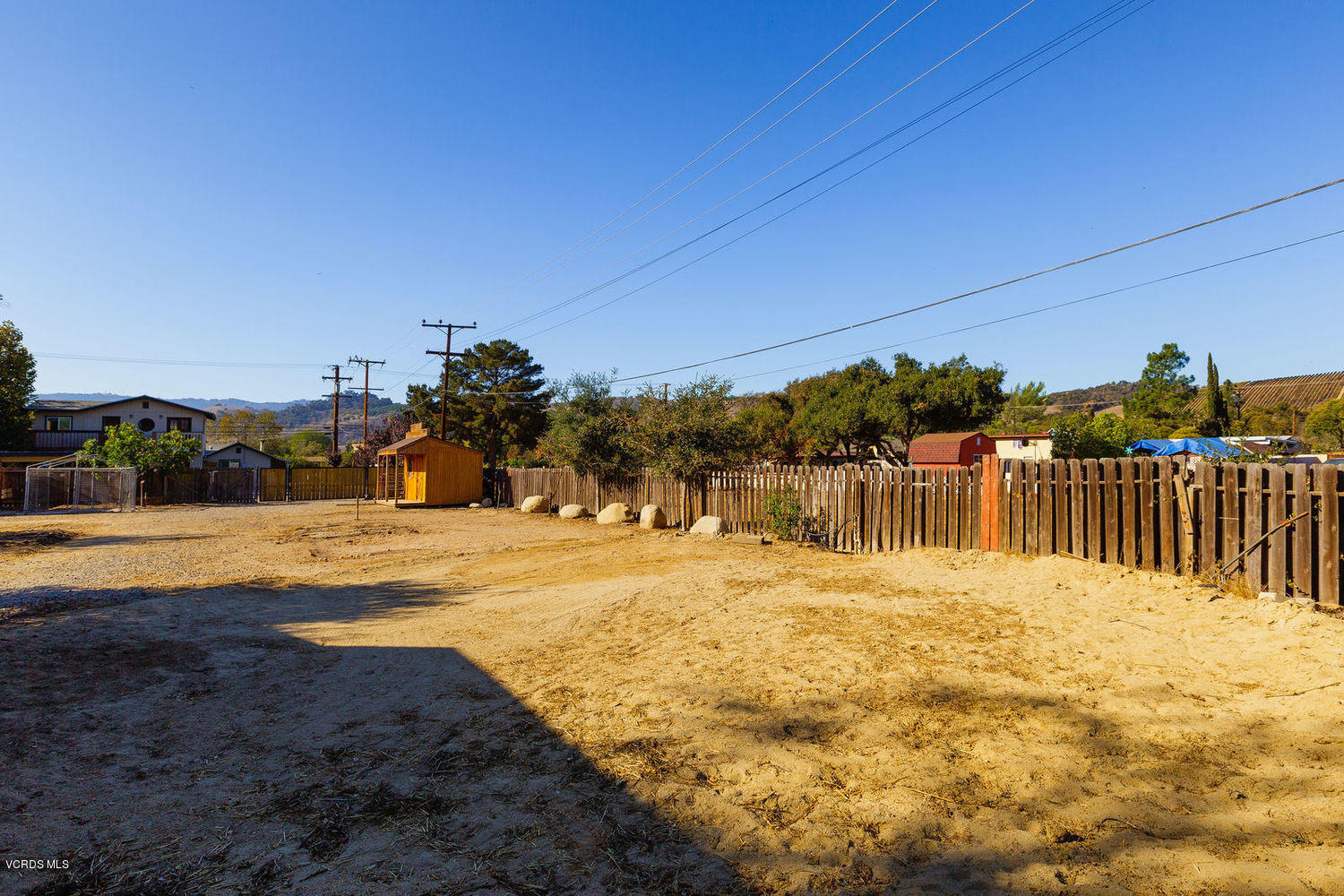 66 Chaparral Road Oak View, CA 93022 - Photo 40 of 49 023_23backyard