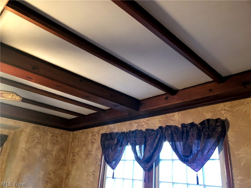 18220 Cornwall Road Cleveland, OH 44119 - Photo 7 of 22 Gallery Image 7