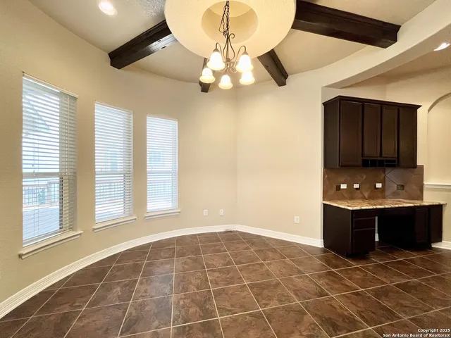 $2,800 | 8123 Poconos Run, San Antonio, TX 78255