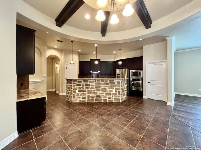 $2,800 | 8123 Poconos Run, San Antonio, TX 78255