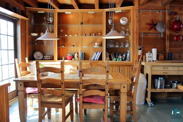 5261 North Tischer Road Duluth, MN 55804 - Photo 15 of 24 China Hutch