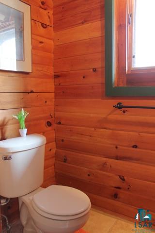 5261 North Tischer Road Duluth, MN 55804 - Photo 7 of 24 Bathroom