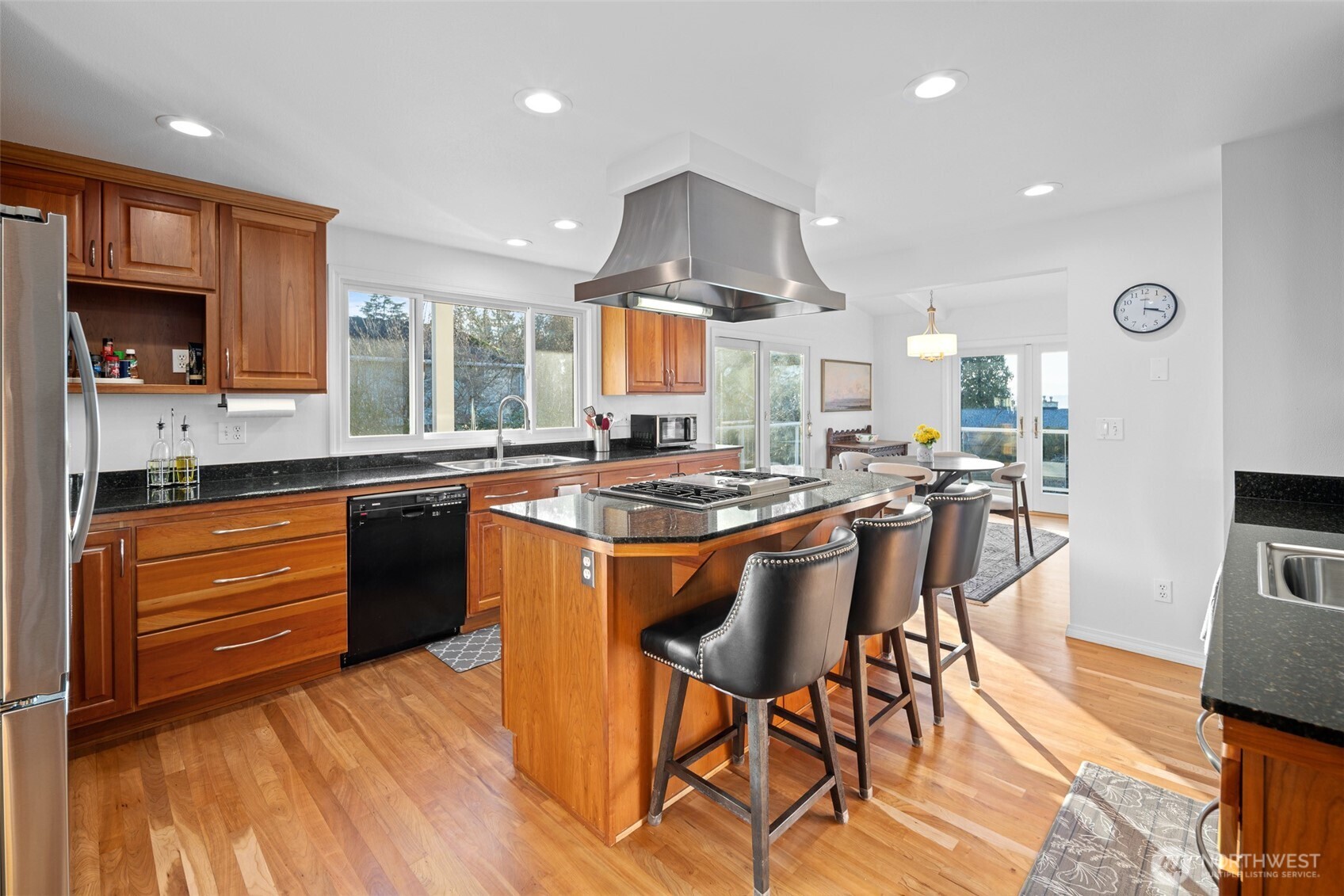 9224 190th Street Southwest Edmonds, WA 98020 - Photo 11 of 39