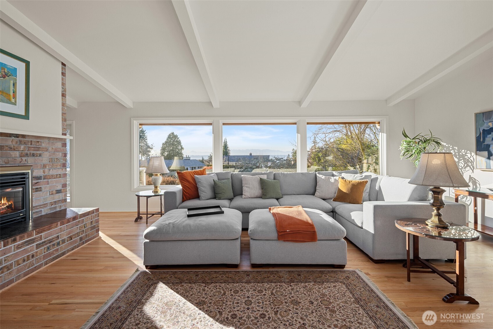 9224 190th Street Southwest Edmonds, WA 98020 - Photo 4 of 39