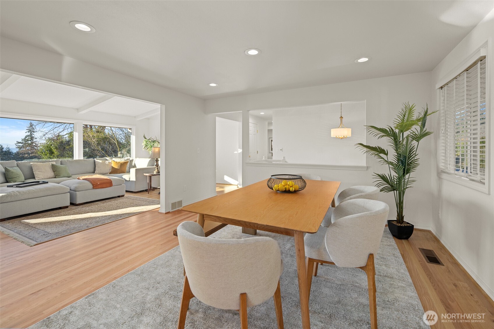 9224 190th Street Southwest Edmonds, WA 98020 - Photo 8 of 39