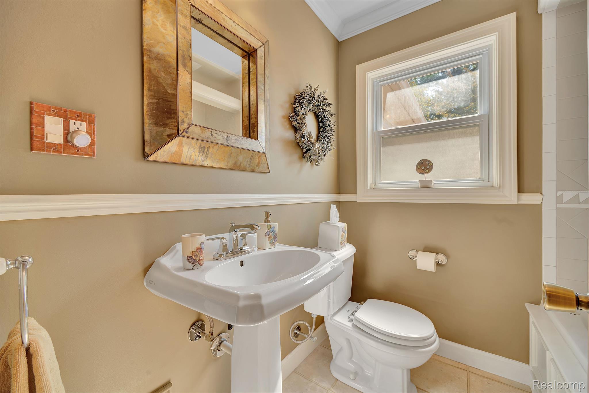 2786 Manchester Road Birmingham, MI 48009 - Photo 14 of 39