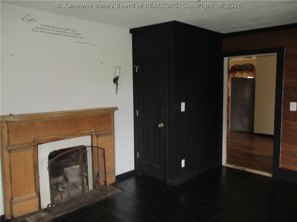 881 Hemlock Road Ravenswood, WV 26164 - Photo 4 of 19 Gallery Image 4