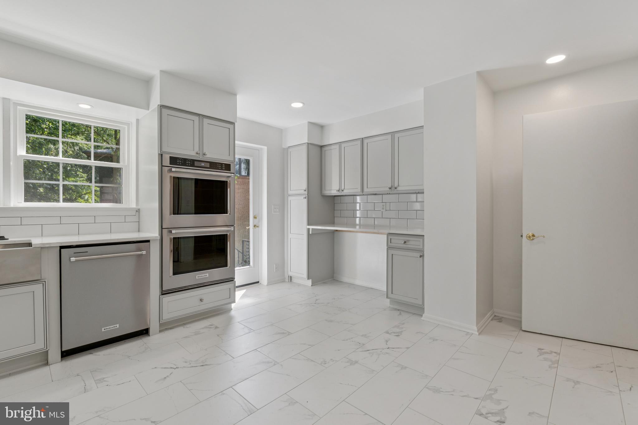 2827 Ellicott Street Northwest Washington, DC 20008 - Photo 13 of 50