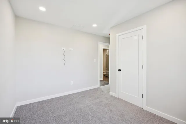 $489,000 | 27 Almond Lane, Levittown, PA 19055