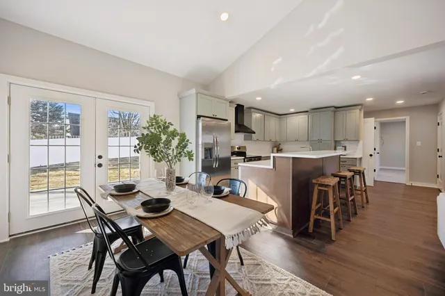 $489,000 | 27 Almond Lane, Levittown, PA 19055