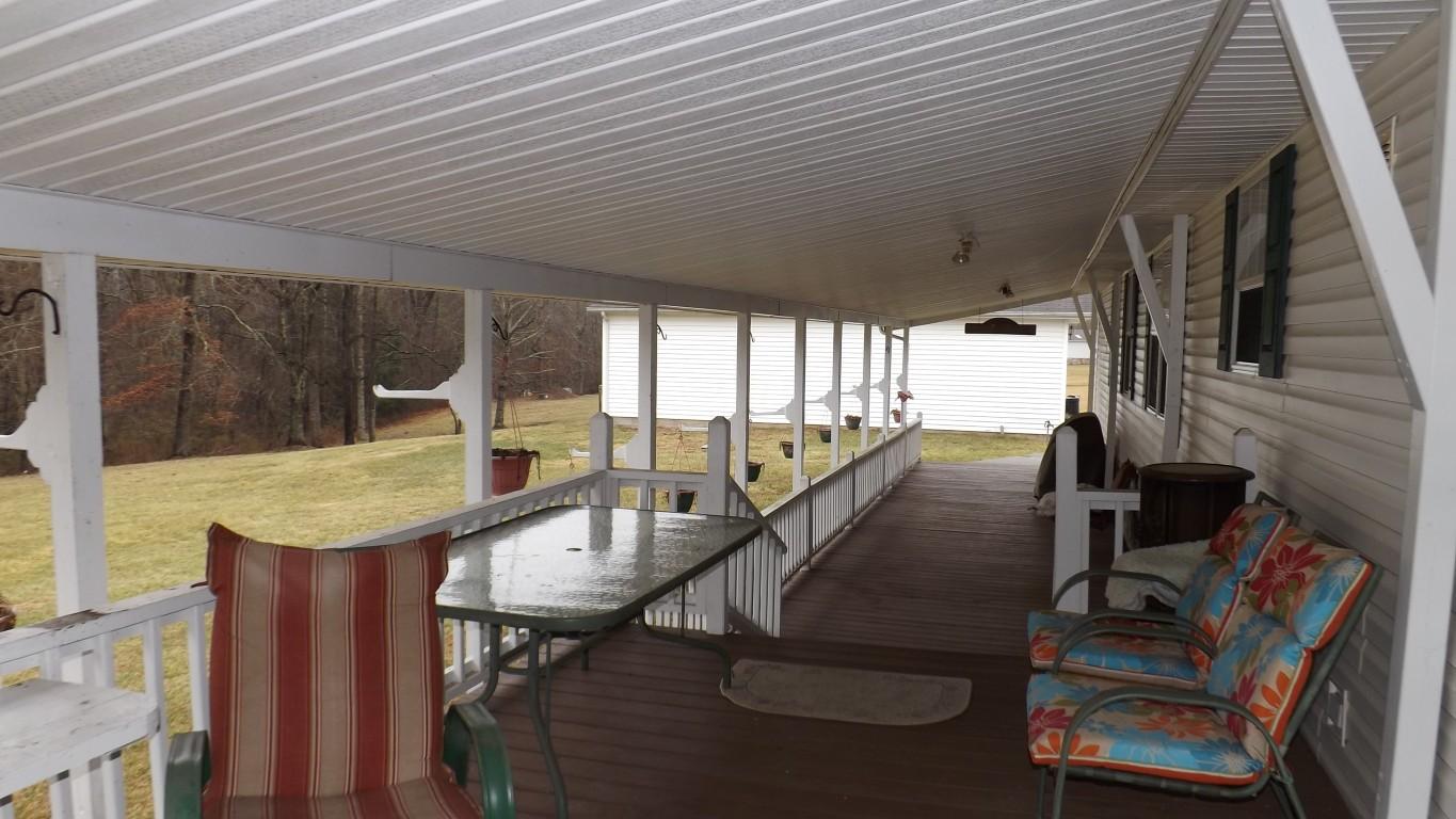 338 Firetower Road Grandview, TN 37337 - Photo 18 of 47 covered porch (Medium)