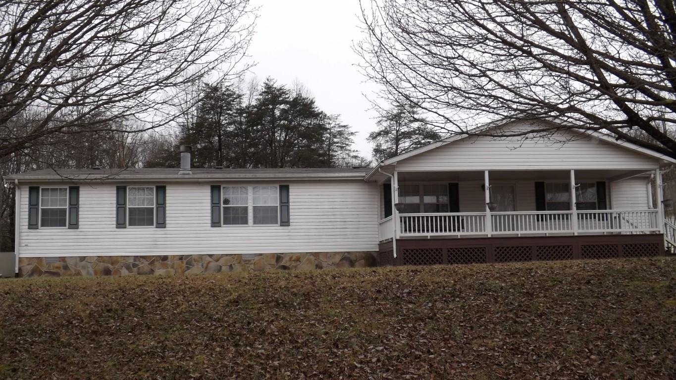 338 Firetower Road Grandview, TN 37337 - Photo 20 of 47 front of home (Medium)