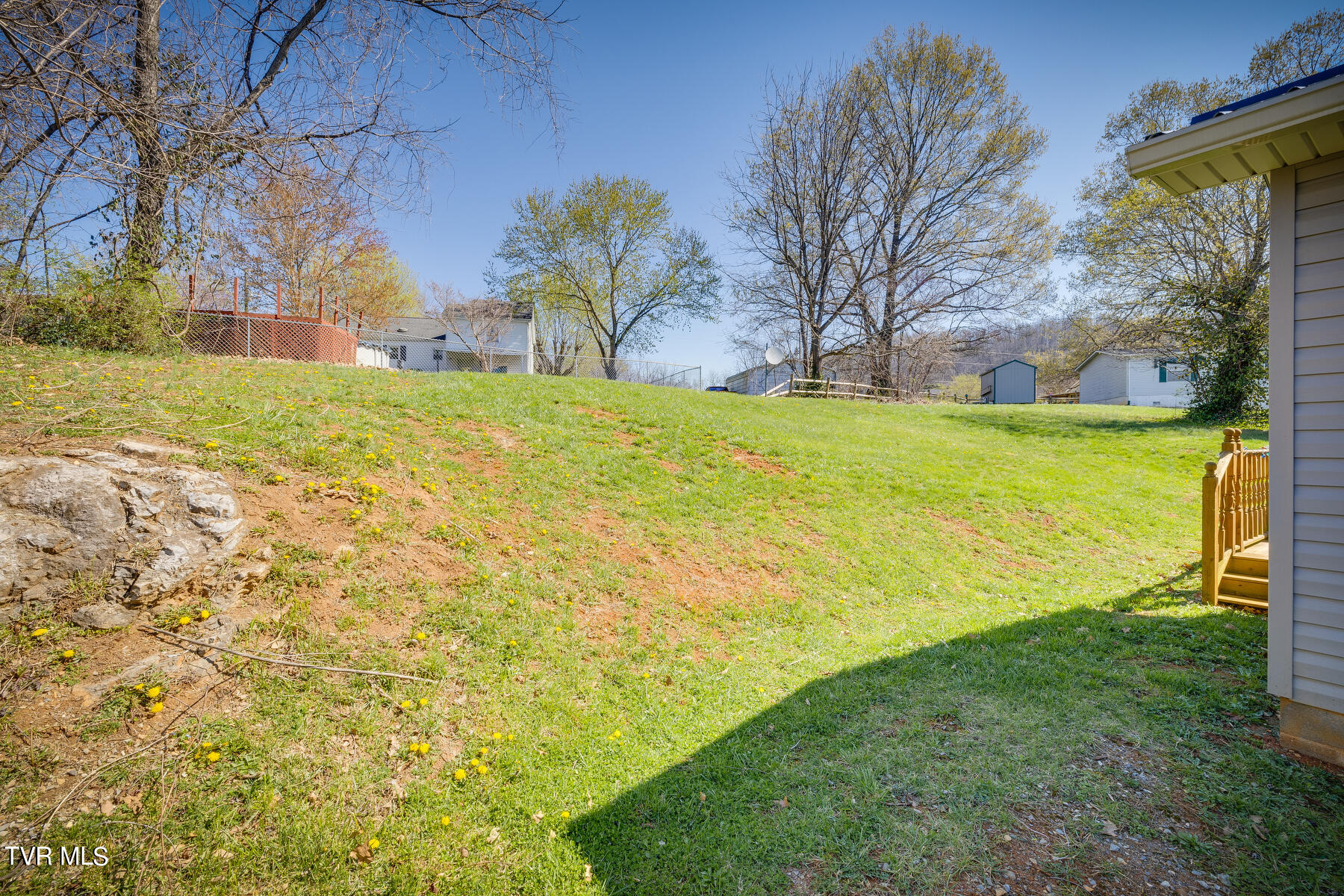1307 Siam Road Elizabethton, TN 37643 - Photo 24 of 25 024