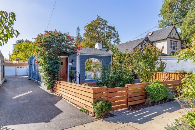 $2,695,000 | 2100 Oberlin Street, Palo Alto, CA 94306