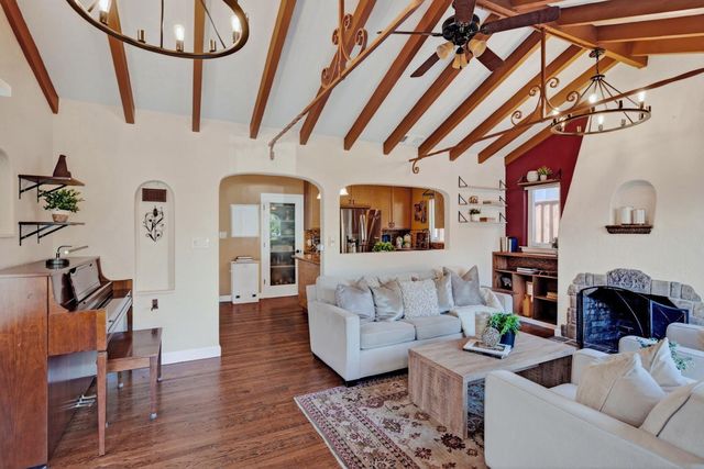 $2,695,000 | 2100 Oberlin Street, Palo Alto, CA 94306