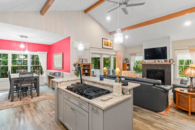 $798,700 | 55 Somerset Place, Topsham, ME 04086