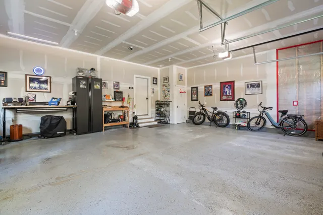 $798,700 | 55 Somerset Place, Topsham, ME 04086