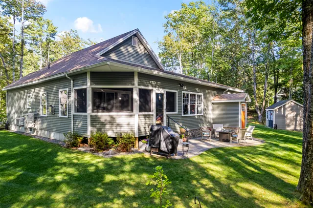 $798,700 | 55 Somerset Place, Topsham, ME 04086