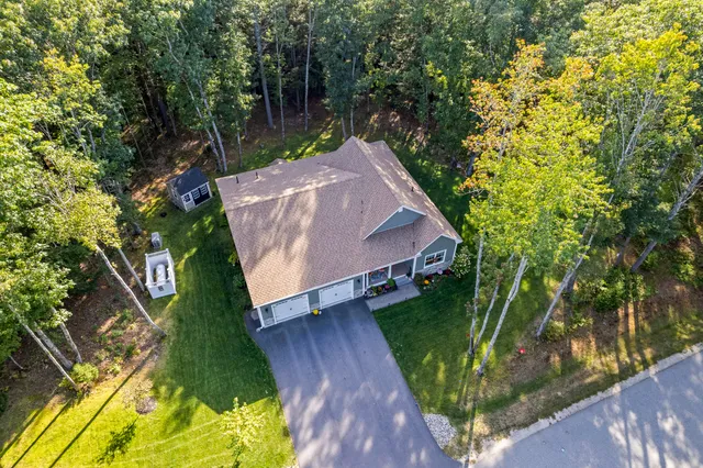 $798,700 | 55 Somerset Place, Topsham, ME 04086