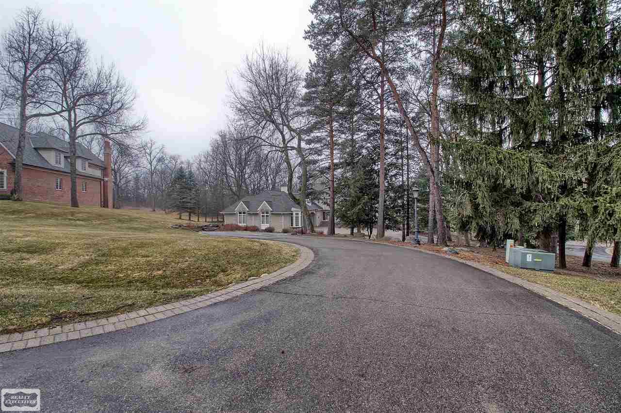 6532 Cornerstone Lane, Unit 4 Rochester Hills, MI 48306 - Photo 18 of 58