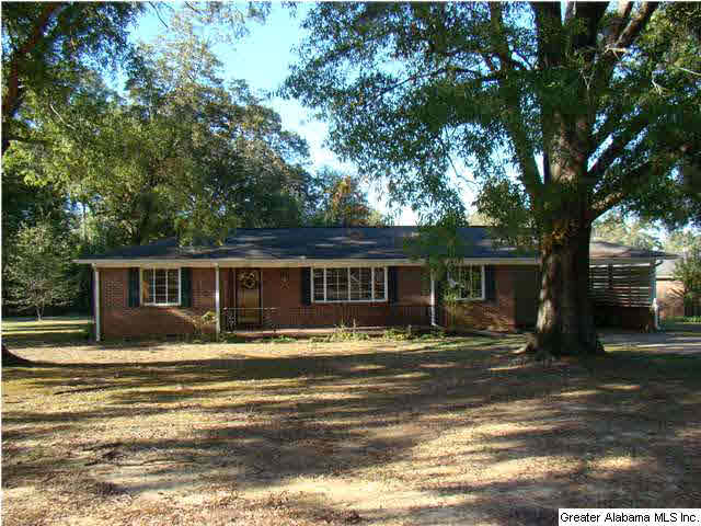 3306 Jane Street Sylacauga, AL 35150 - Photo 1 of 18