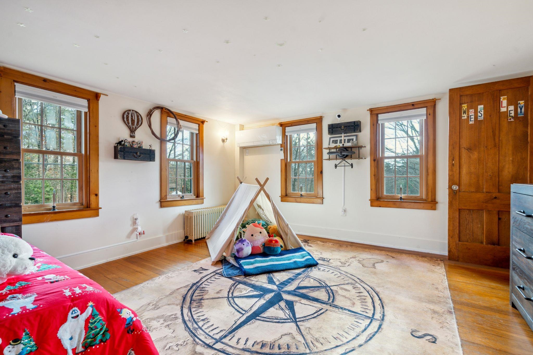 374 Derry Road Chester, NH 03036 - Photo 19 of 39