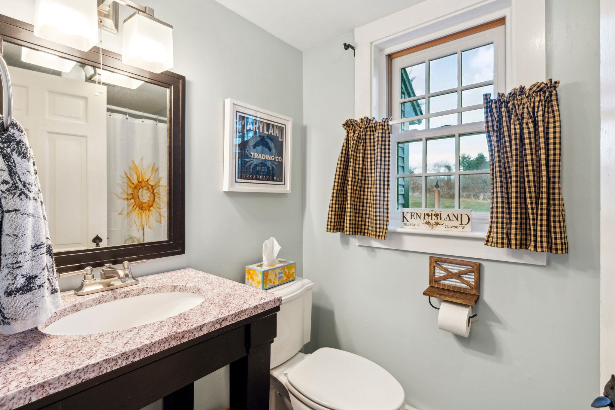 374 Derry Road Chester, NH 03036 - Photo 22 of 39