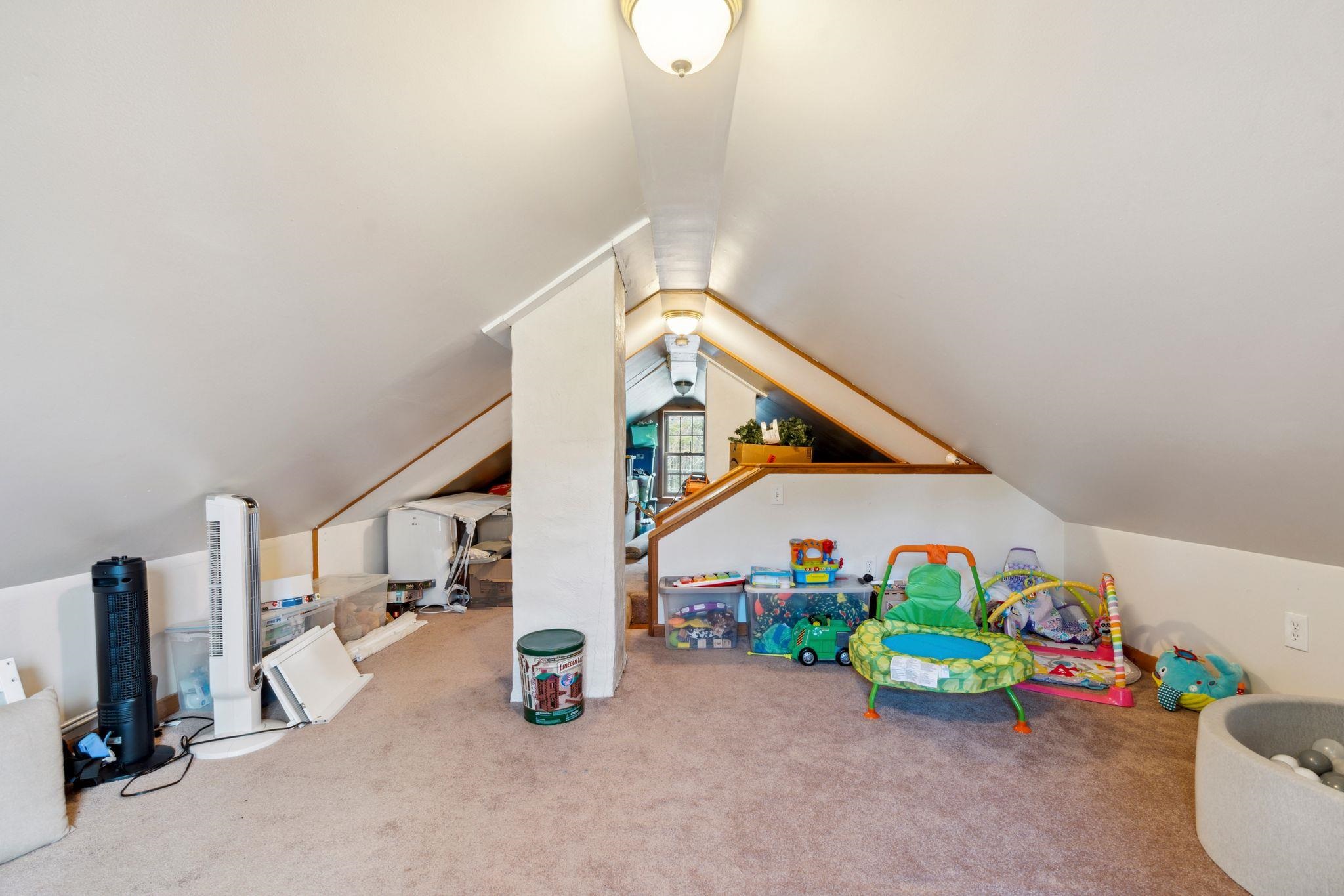 374 Derry Road Chester, NH 03036 - Photo 25 of 39