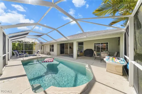 $319,900 | 2517 Southwest 11th Court, Cape Coral, FL 33914