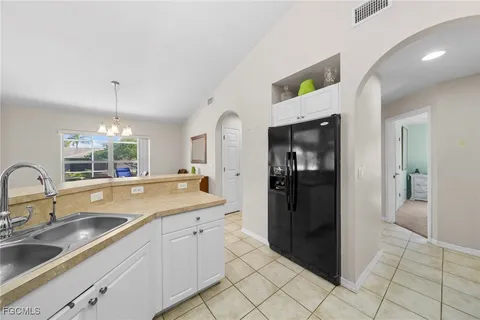 $319,900 | 2517 Southwest 11th Court, Cape Coral, FL 33914