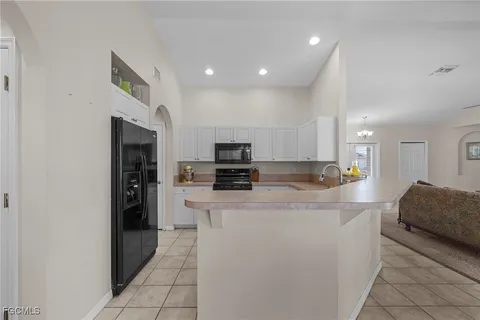 $319,900 | 2517 Southwest 11th Court, Cape Coral, FL 33914