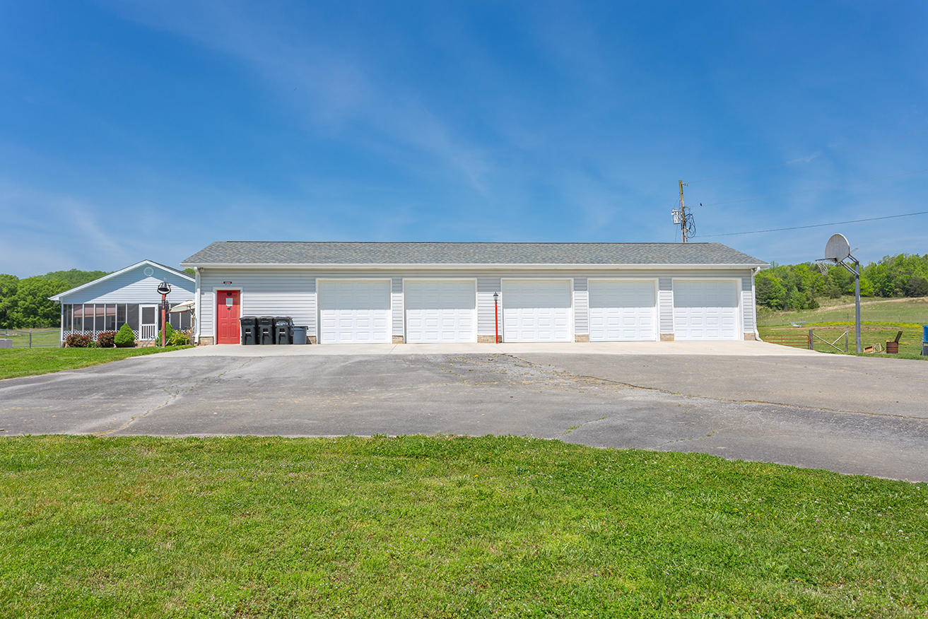 1387 South No Pone Valley Road Decatur, TN 37322 - Photo 29 of 58 IMG_6383
