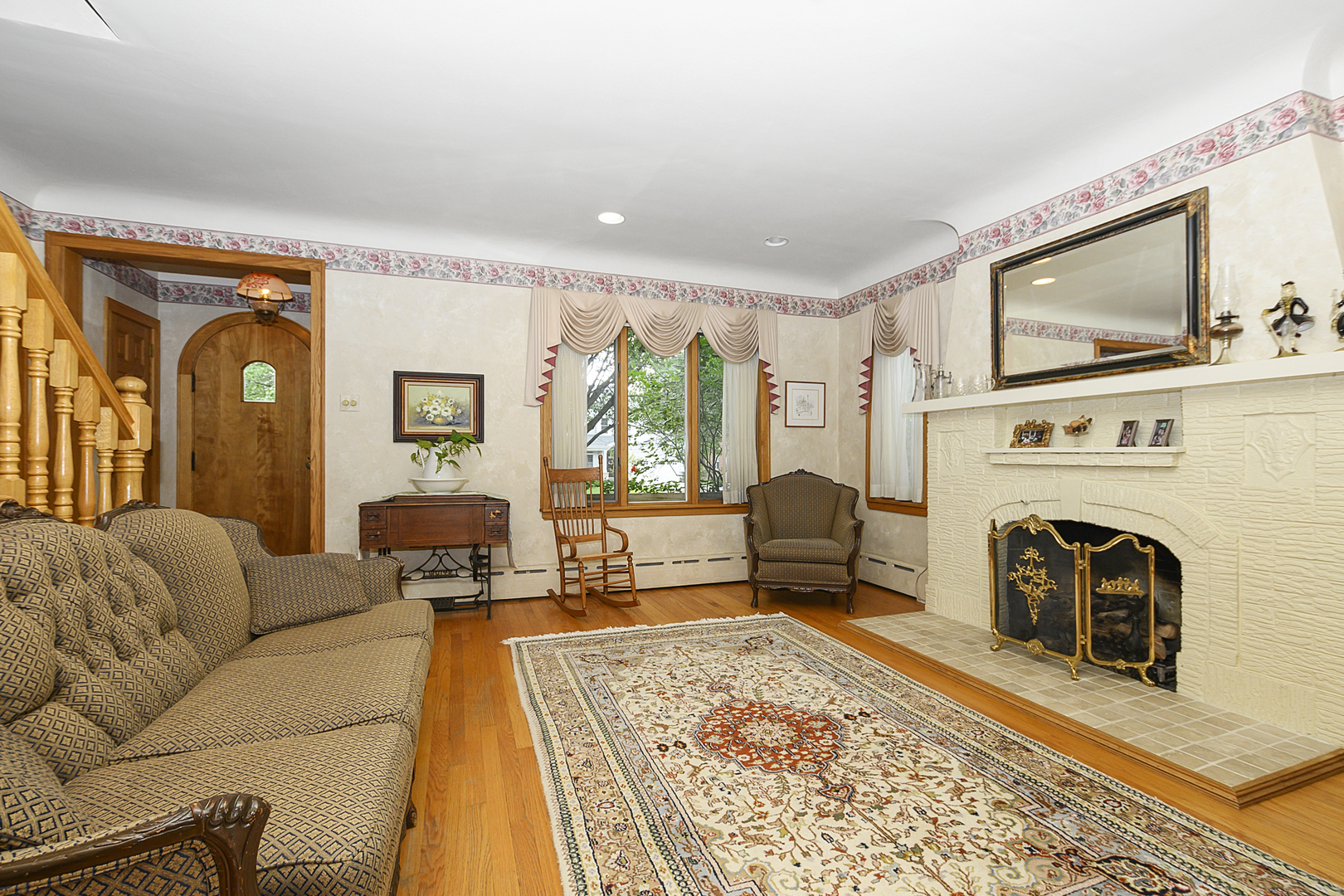 126 Wisner Street Park Ridge, IL 60068 - Photo 3 of 28 Gallery Image 3