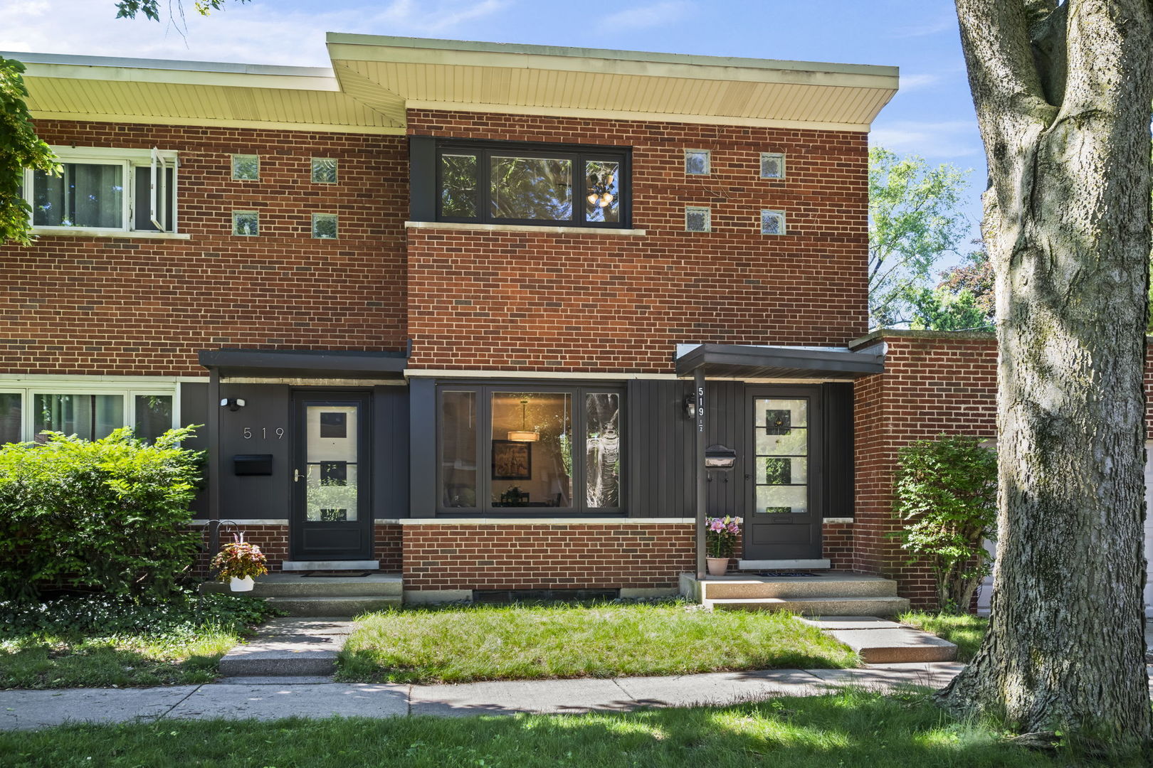 519 1/2 Ridge Road Wilmette, IL 60091 - Photo 1 of 20