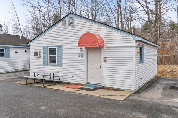 $215,000 | 22 Ocean Park Road, Unit 30 (130), Saco, ME 04072