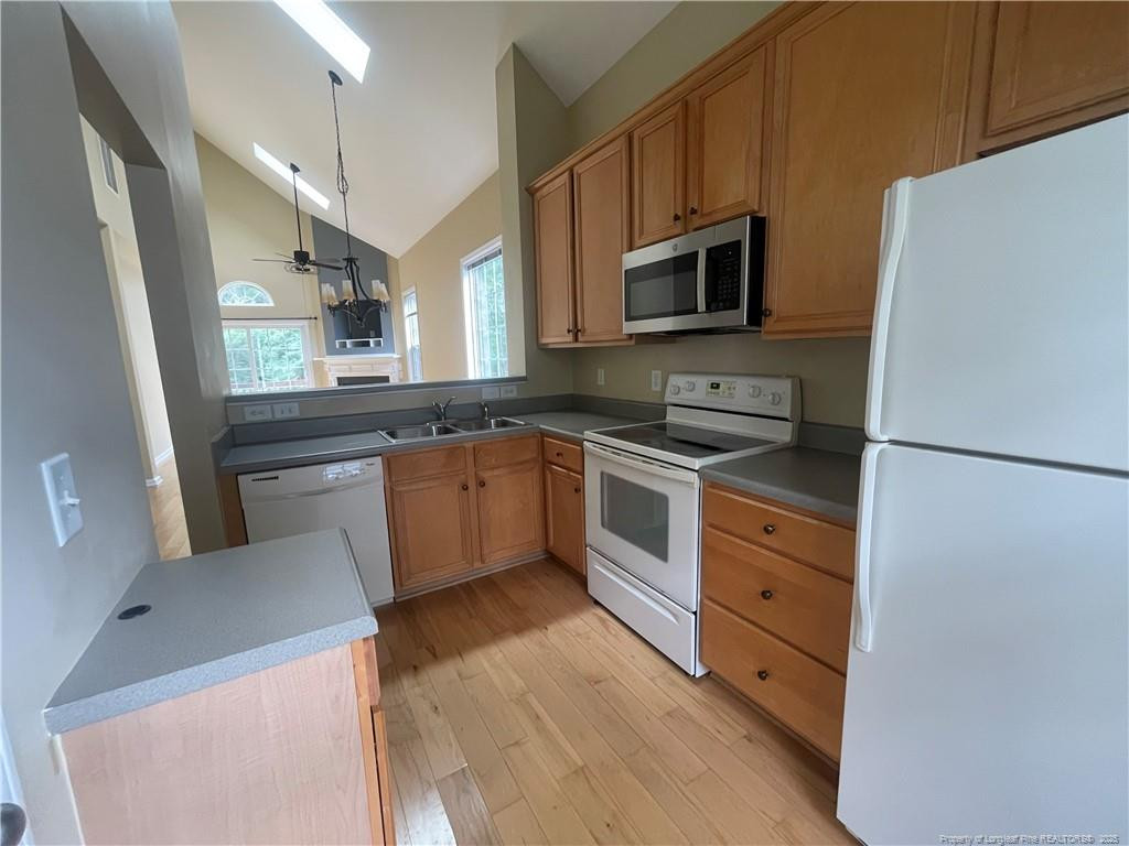 112 Summit Oaks Lane Holly Springs, NC 27540 - Photo 3 of 18 Photo 3