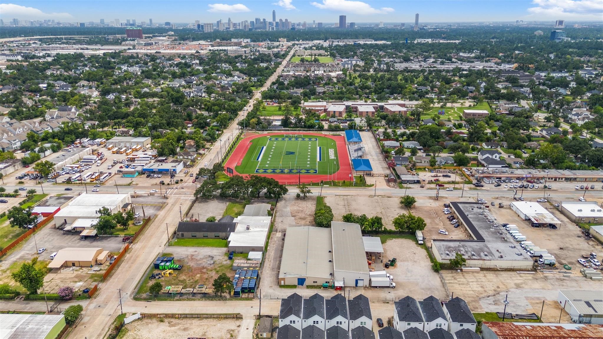 1928 Purswell Road Houston, TX 77055 - Photo 32 of 36 Living at 1928 Purswell offers the perfect blend of privacy in a beautifully designed new construction home and easy access to the excitement of city life. It's conveniently located near Washington, Heights, Memorial, and more!