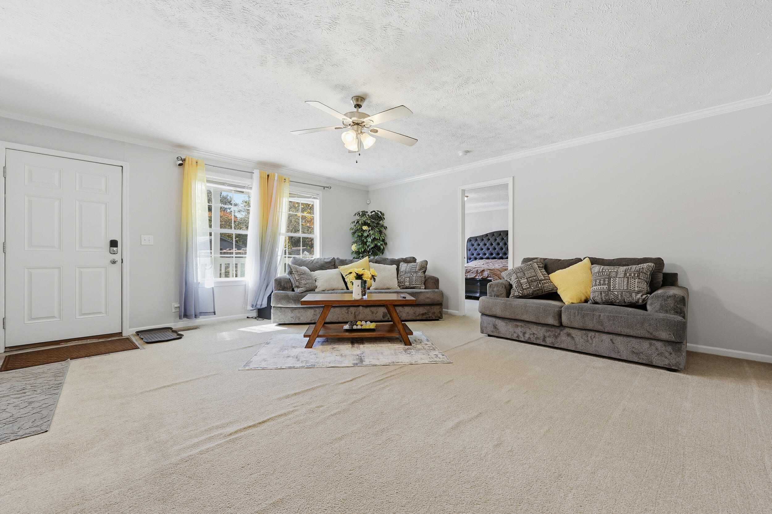 110 Kay Street Ridgeville, SC 29472 - Photo 5 of 32 Living Room